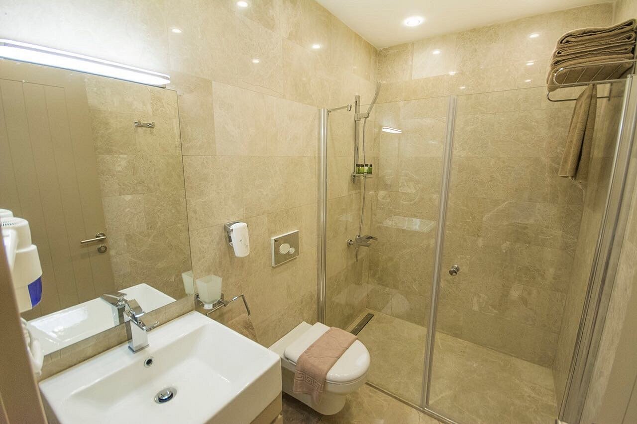 ENG Hotel photo 14