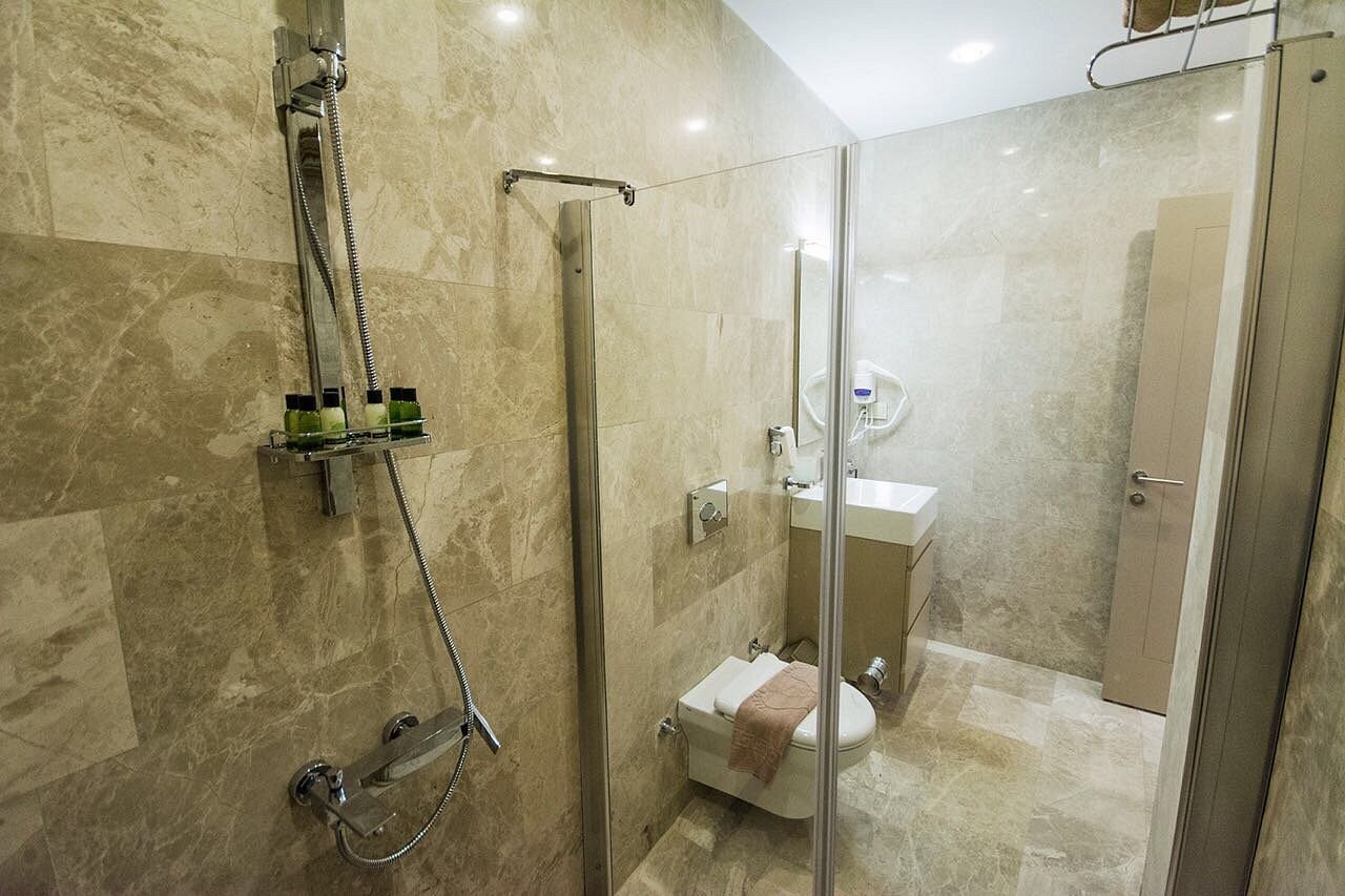 ENG Hotel photo 15