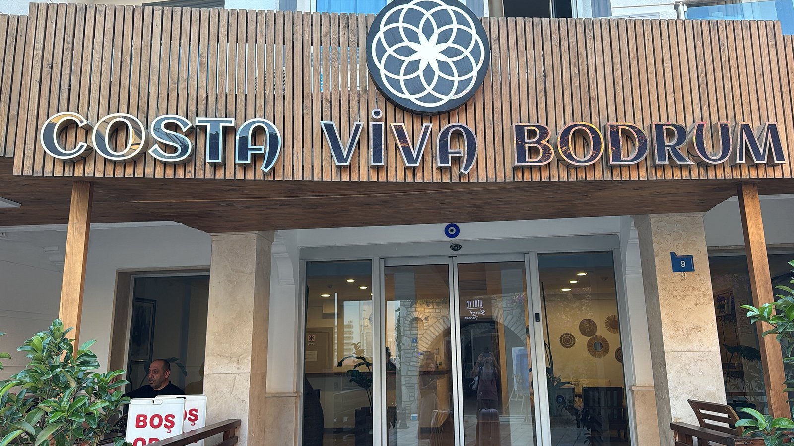 Costa Viva photo 2