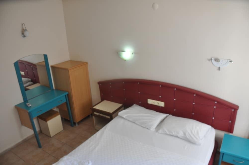 Basils Apart Hotel photo 11