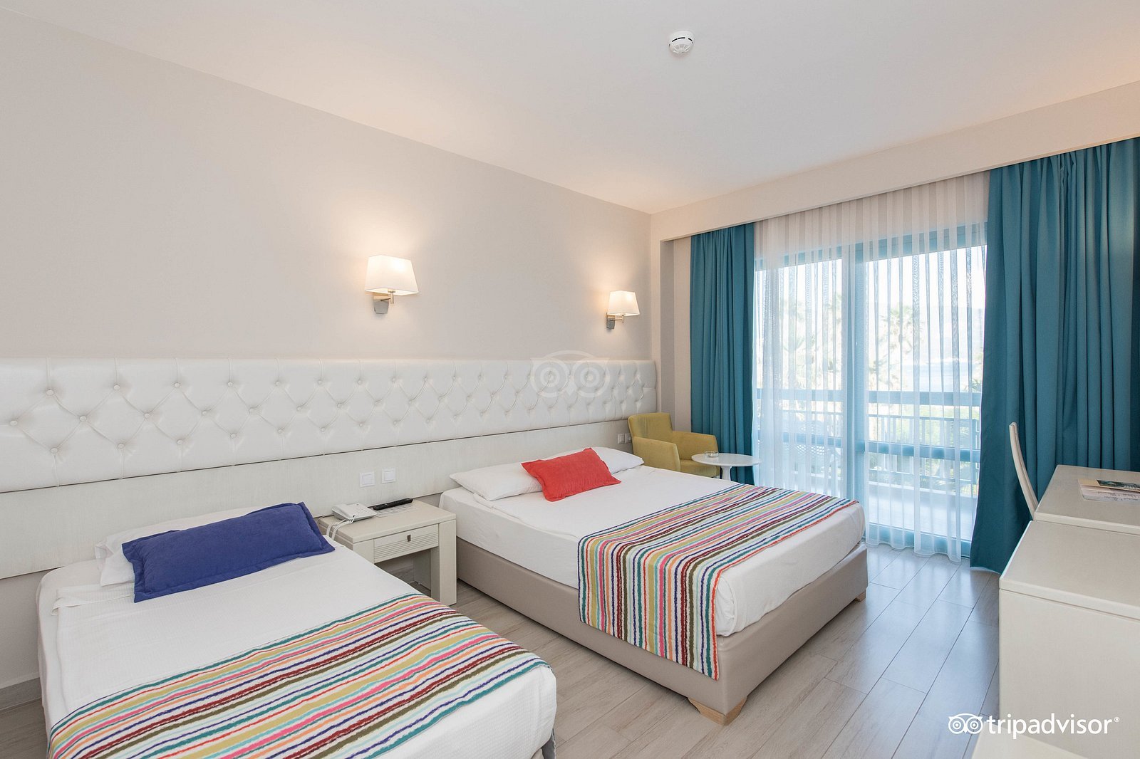 Tropical Beach Hotel photo 16