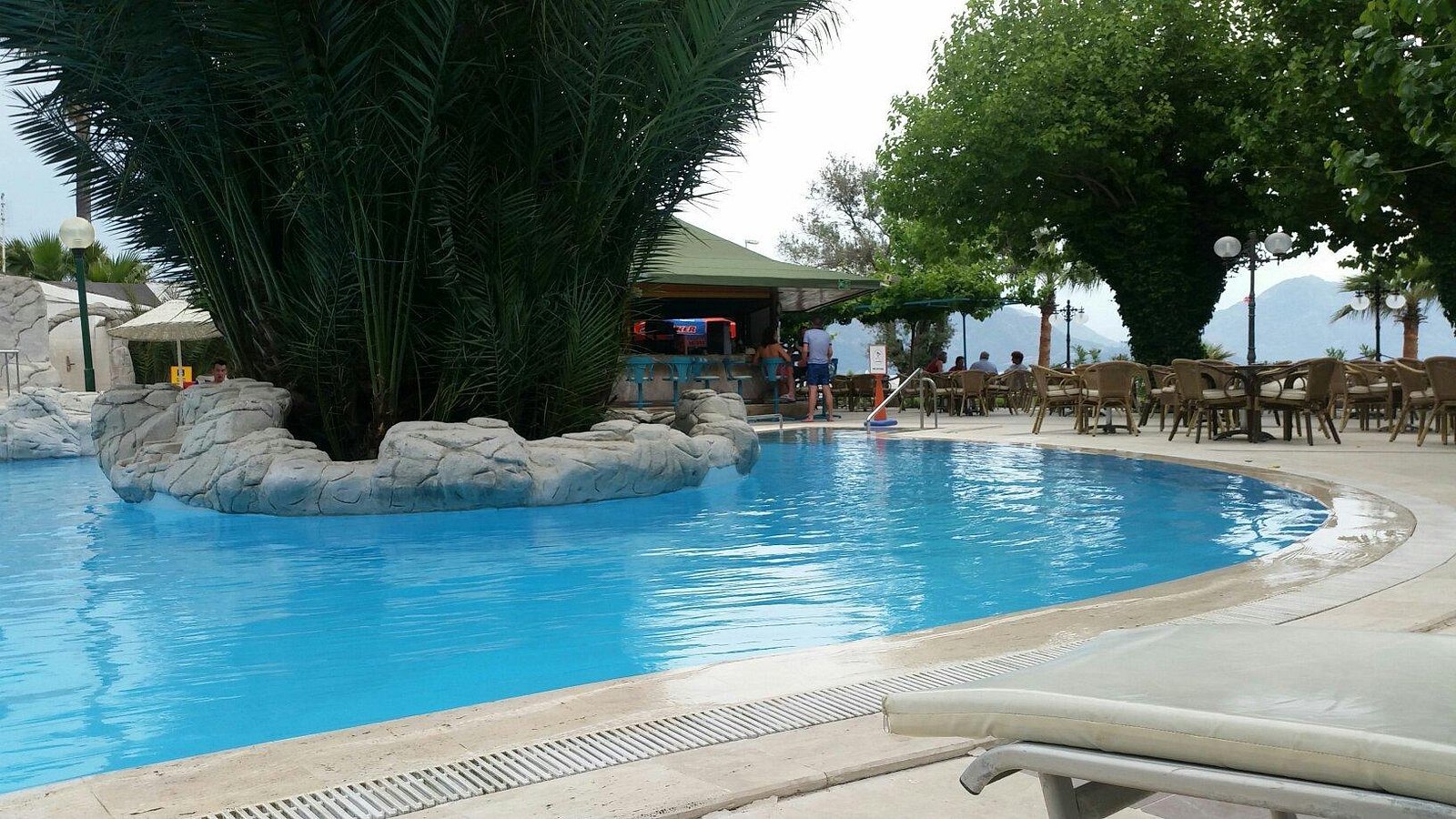Tropical Beach Hotel photo 13