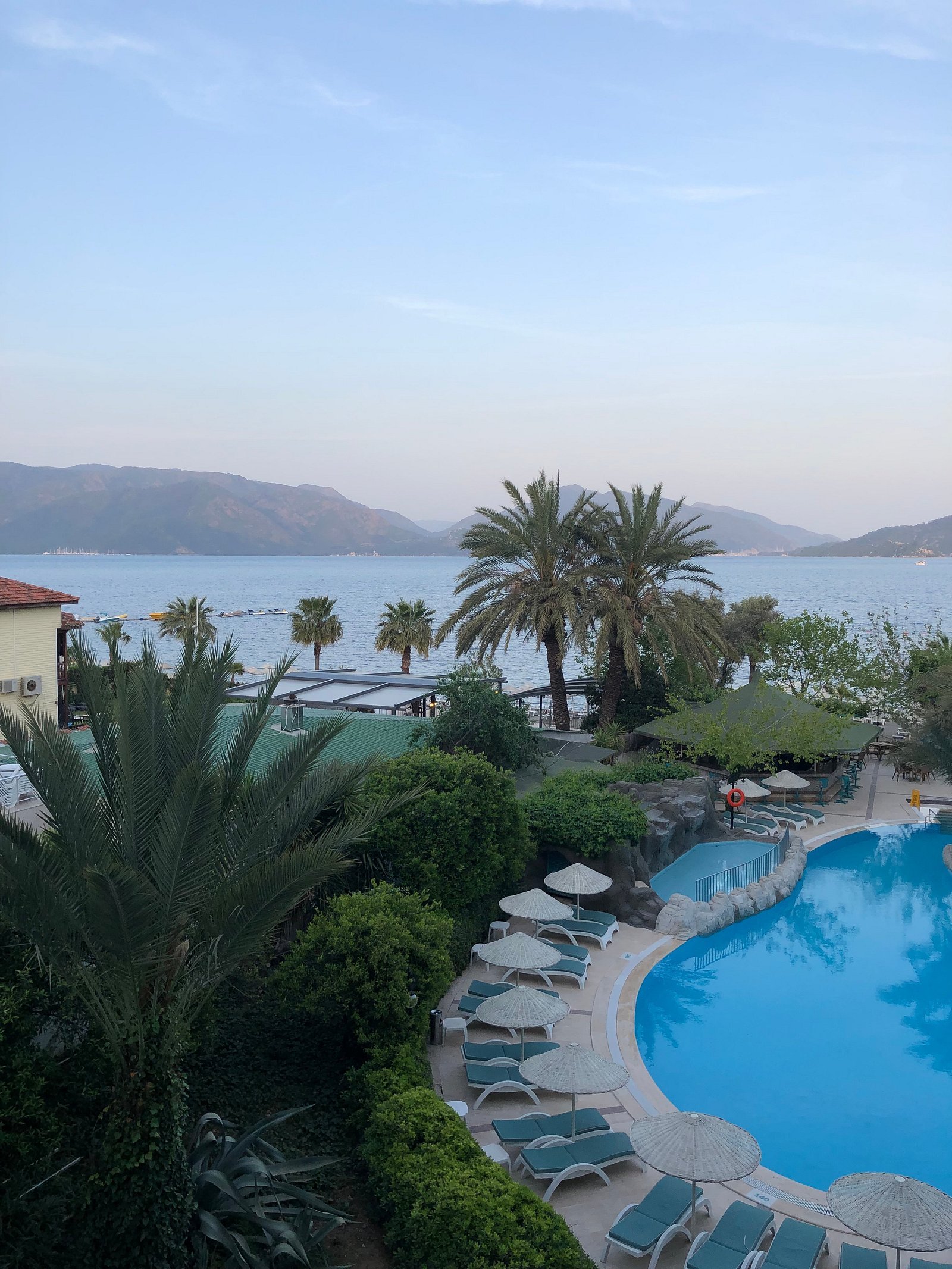 Tropical Beach Hotel photo 3