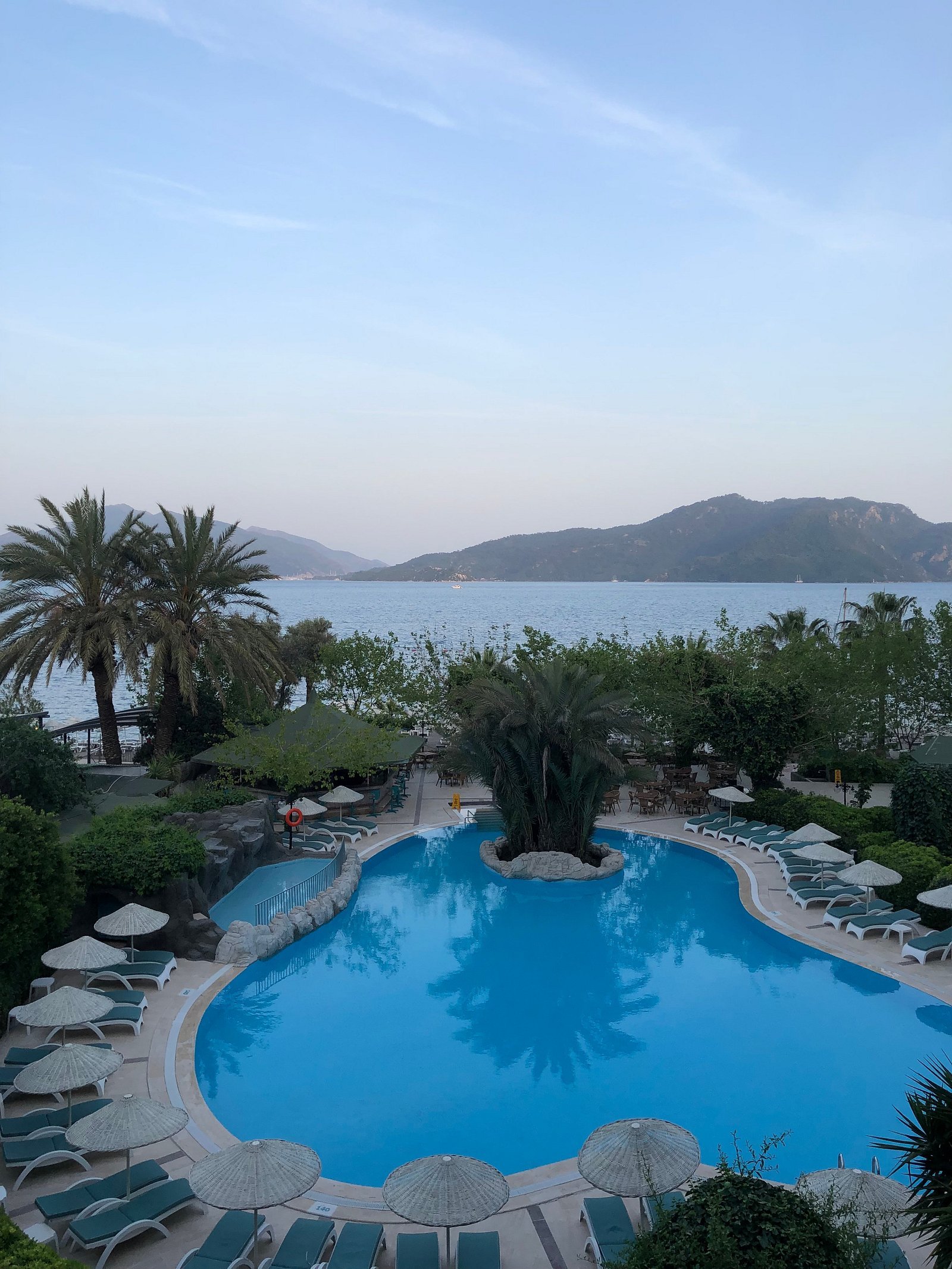 Tropical Beach Hotel photo 4