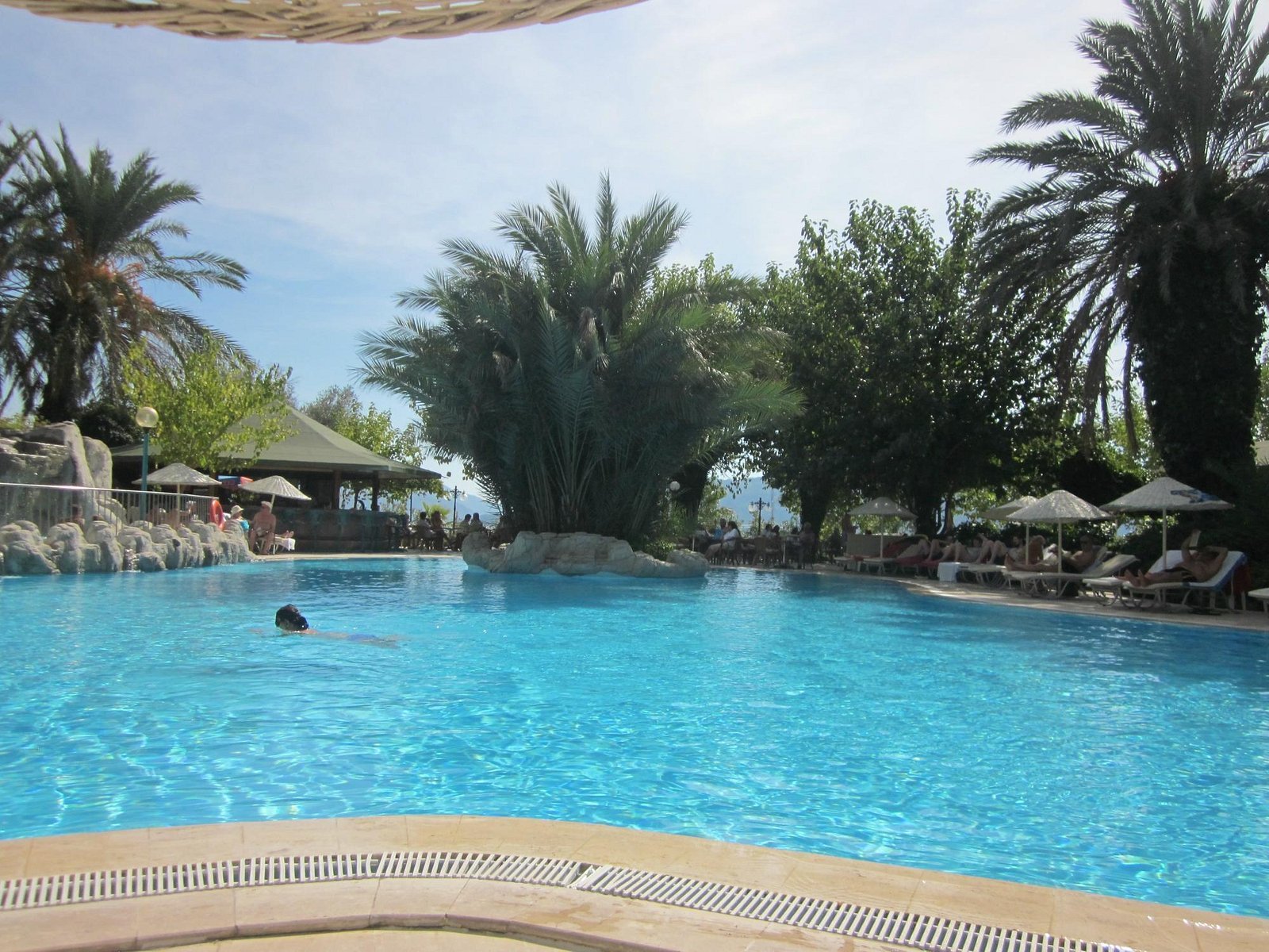 Tropical Beach Hotel photo 14