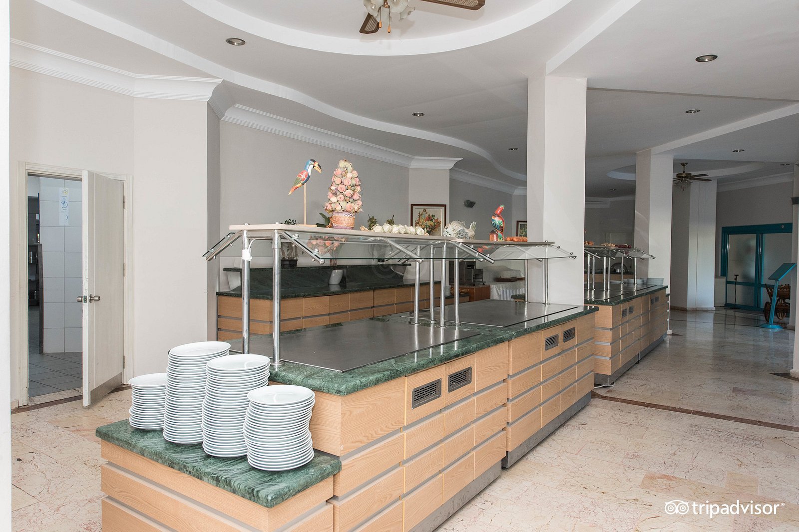 Tropical Beach Hotel photo 7