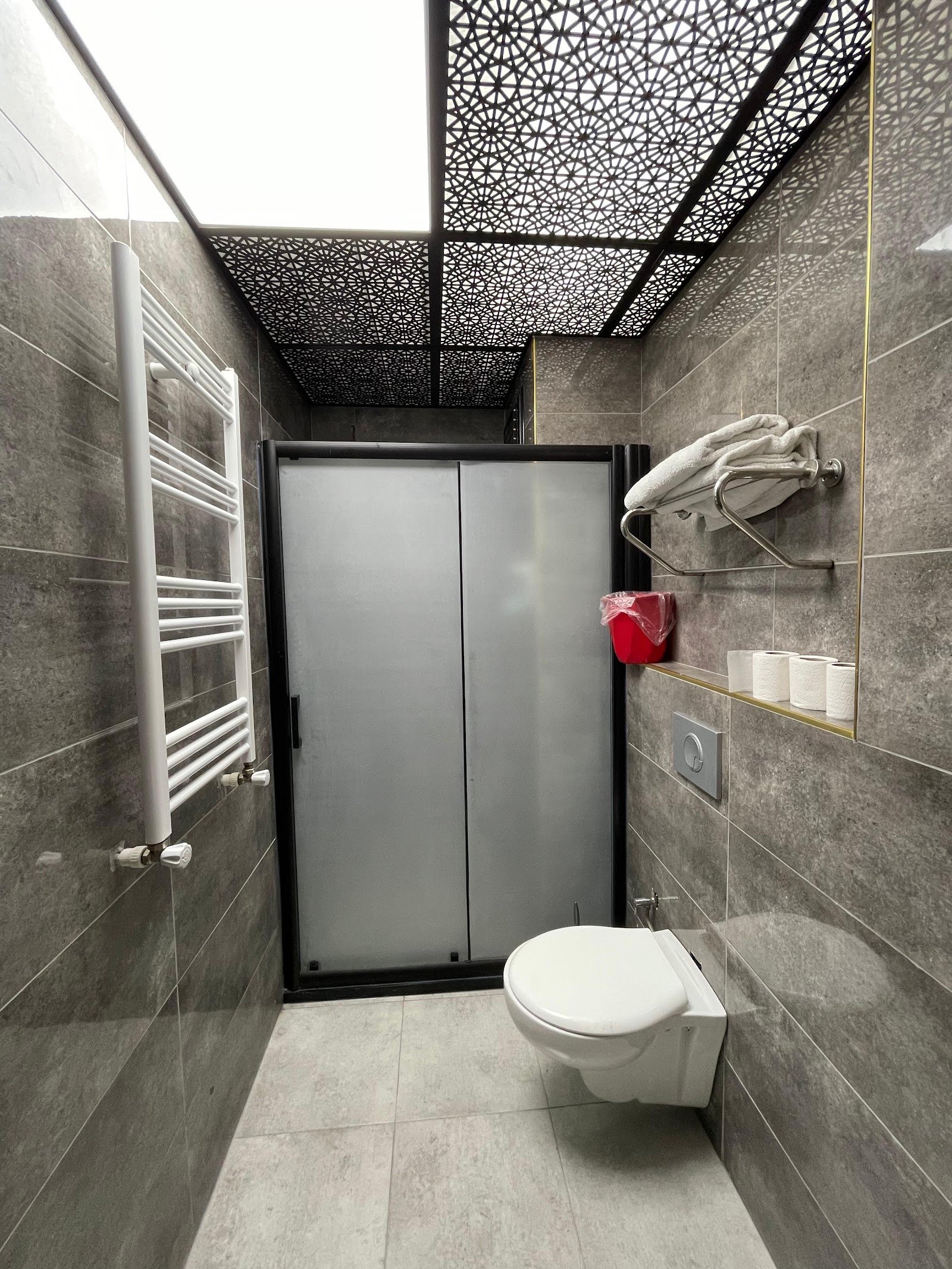 ATLAS apart OTEL photo 6