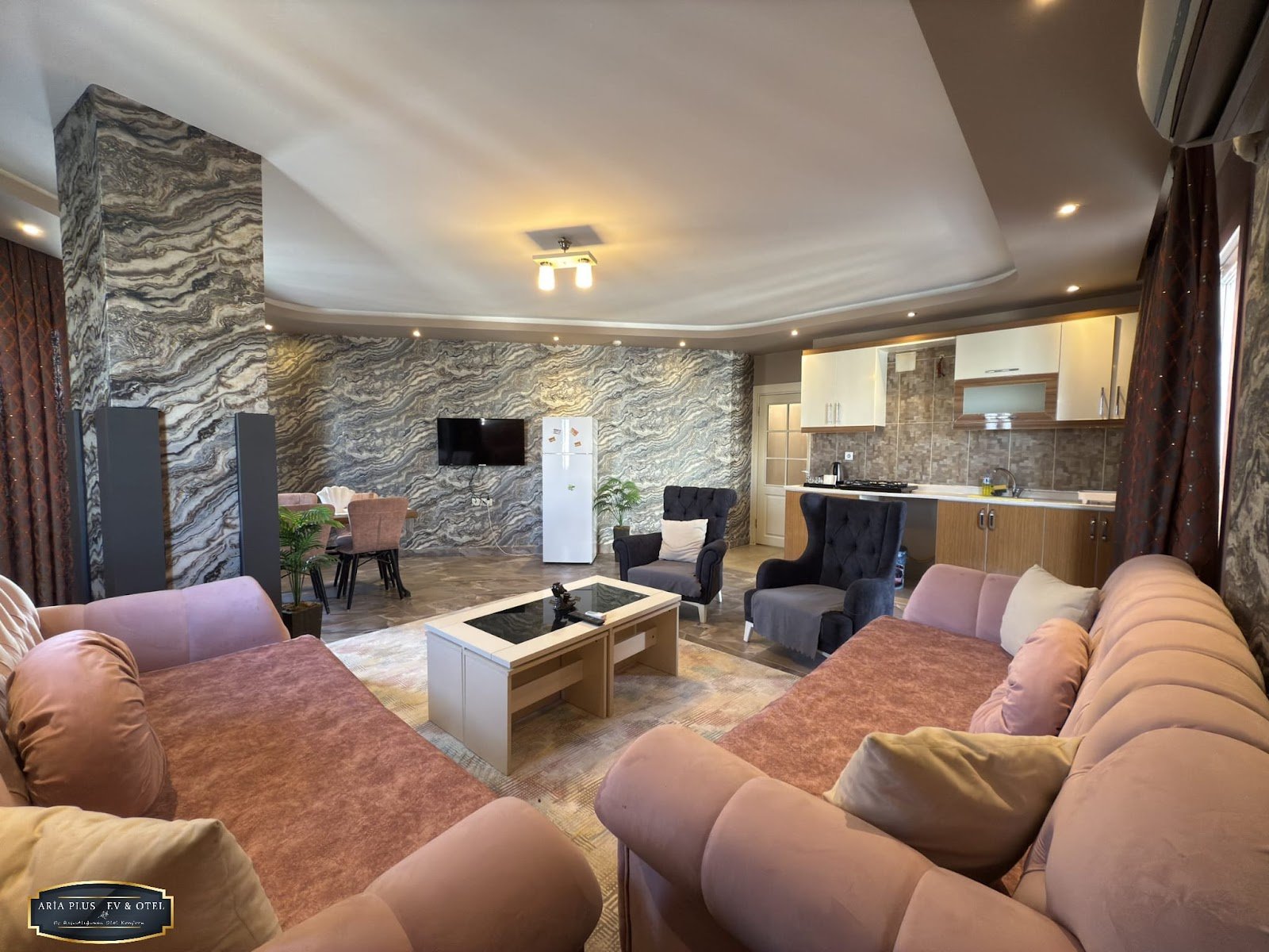 Aria Plus Otel photo 12