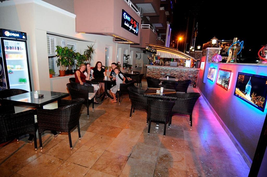 Comet Deluxe Hotel photo 3