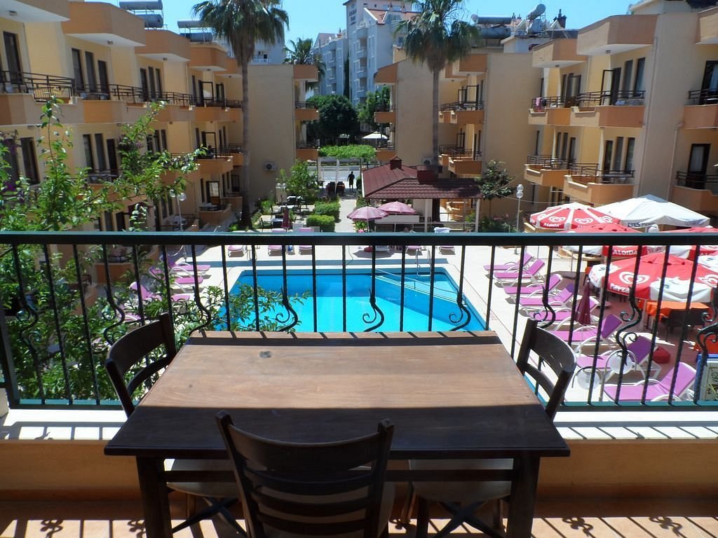 Sebnem Apart Hotel — Marmaris