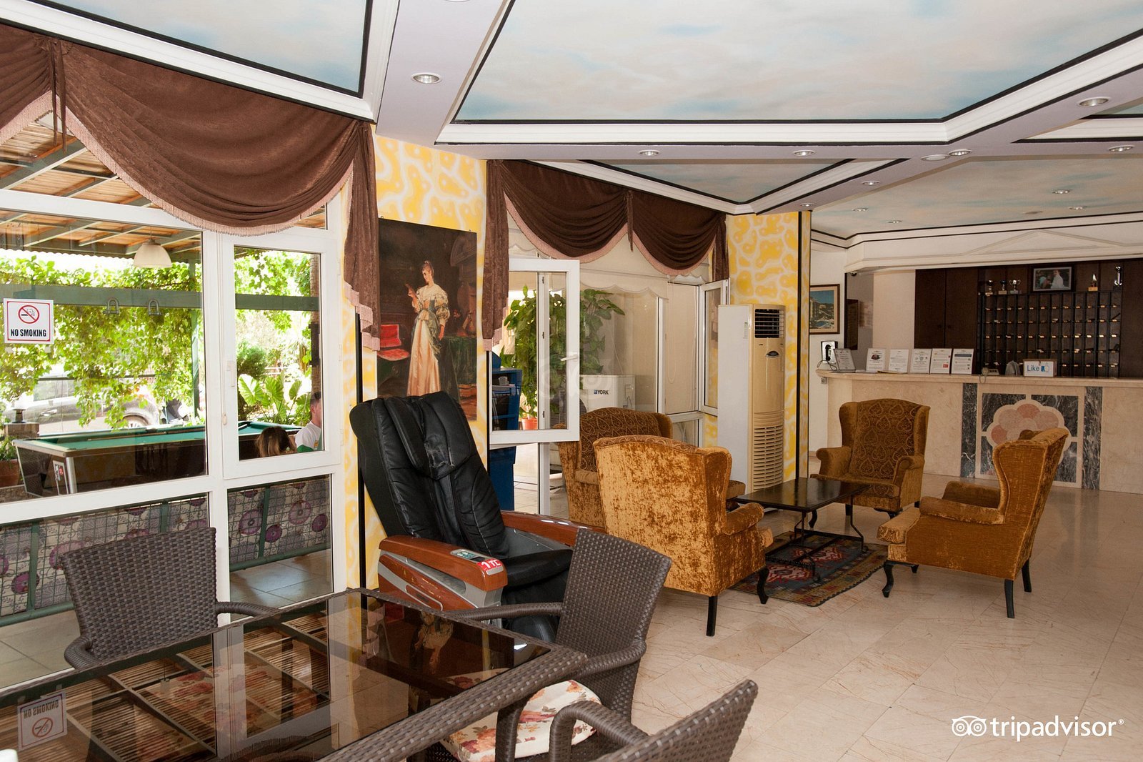 Club Dorado Hotel photo 3