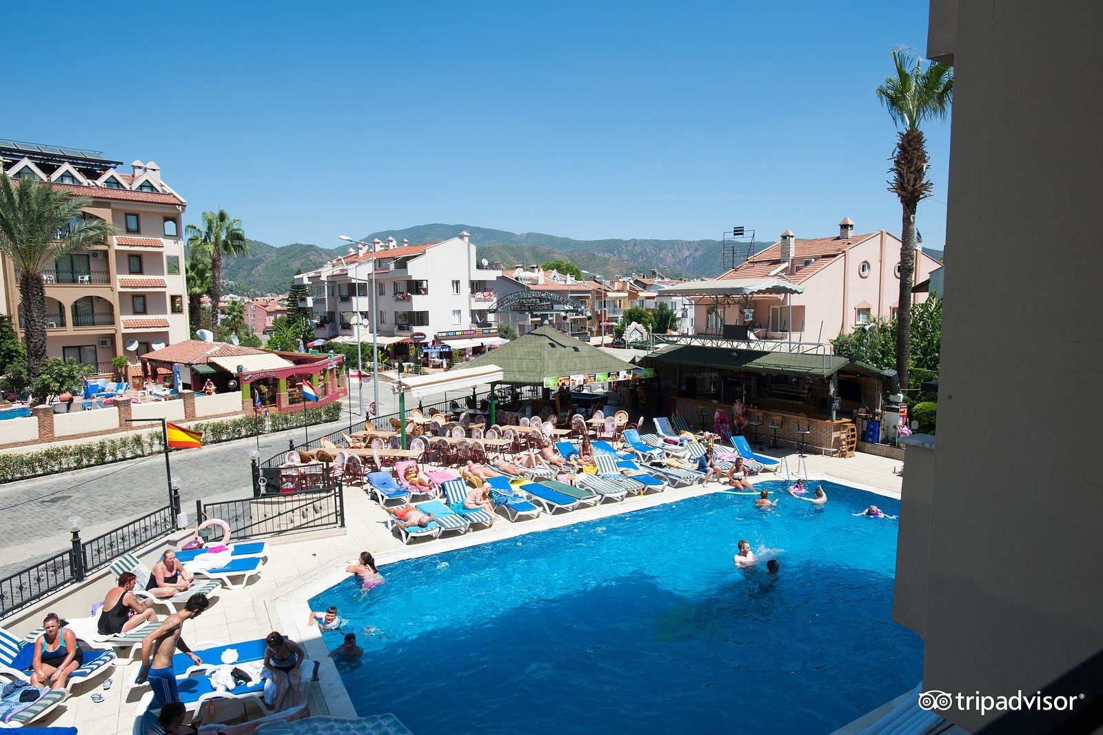 Club Dorado Hotel photo 7
