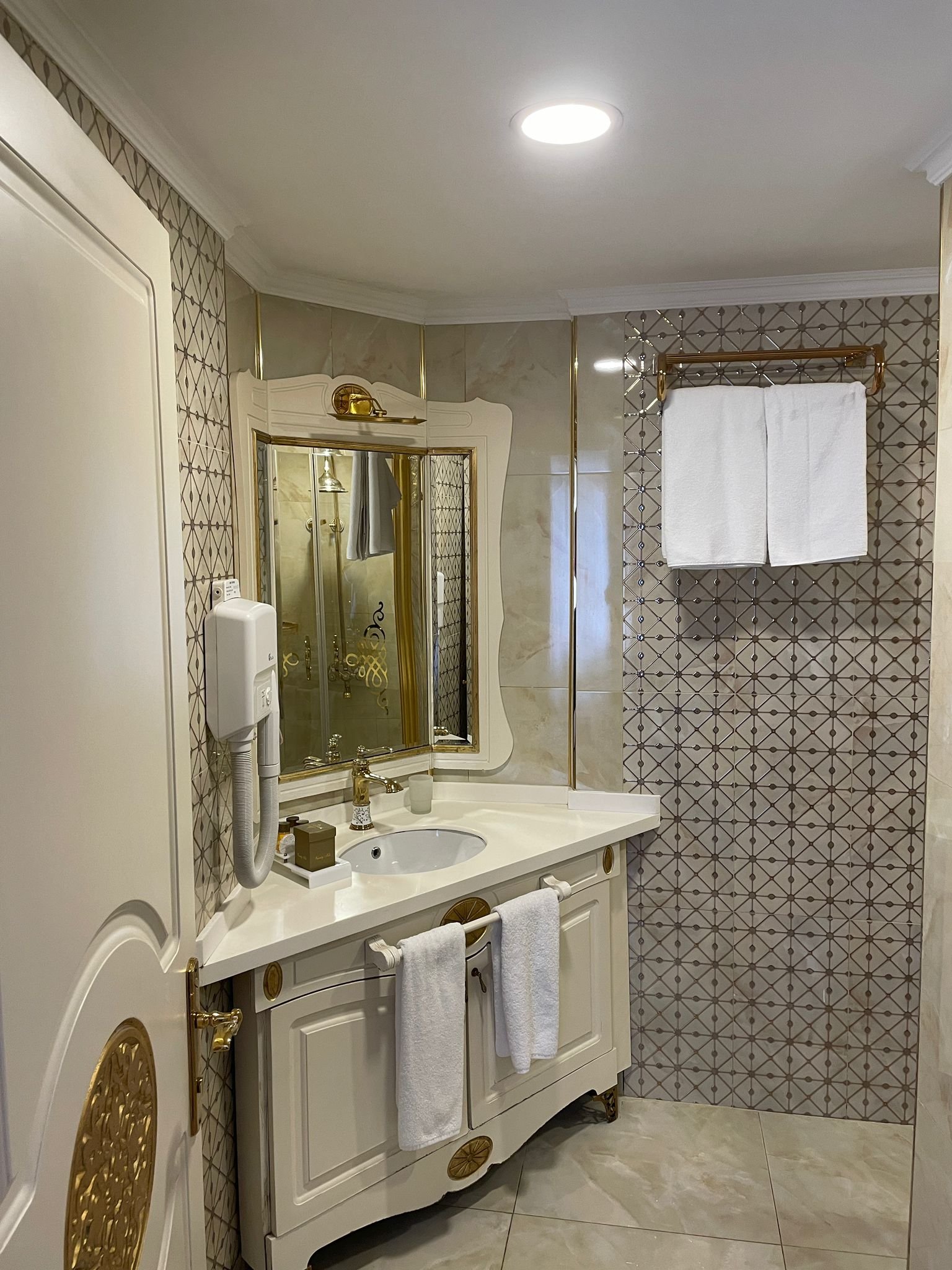 Hotel Emirhan Palace photo 4