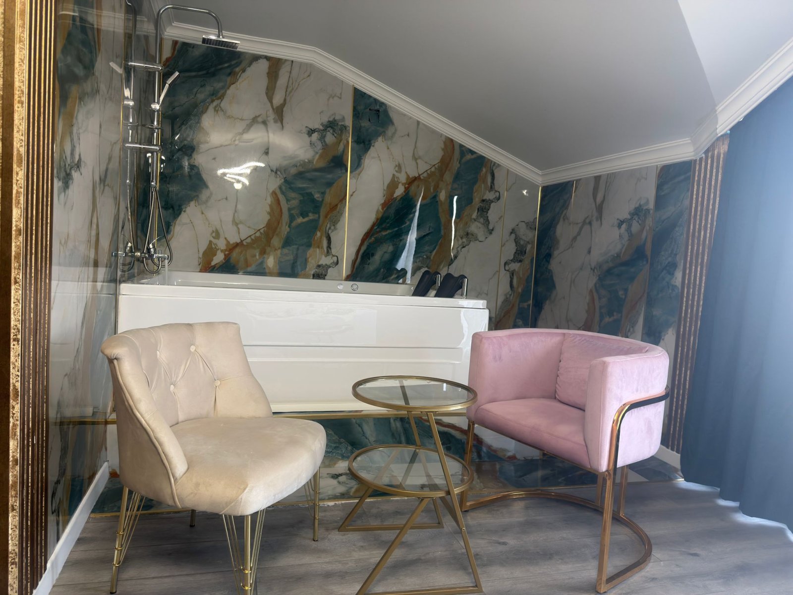 Asgard Hotel photo 12