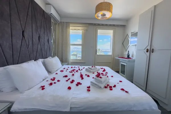 Büyükada Port Hotel photo 8