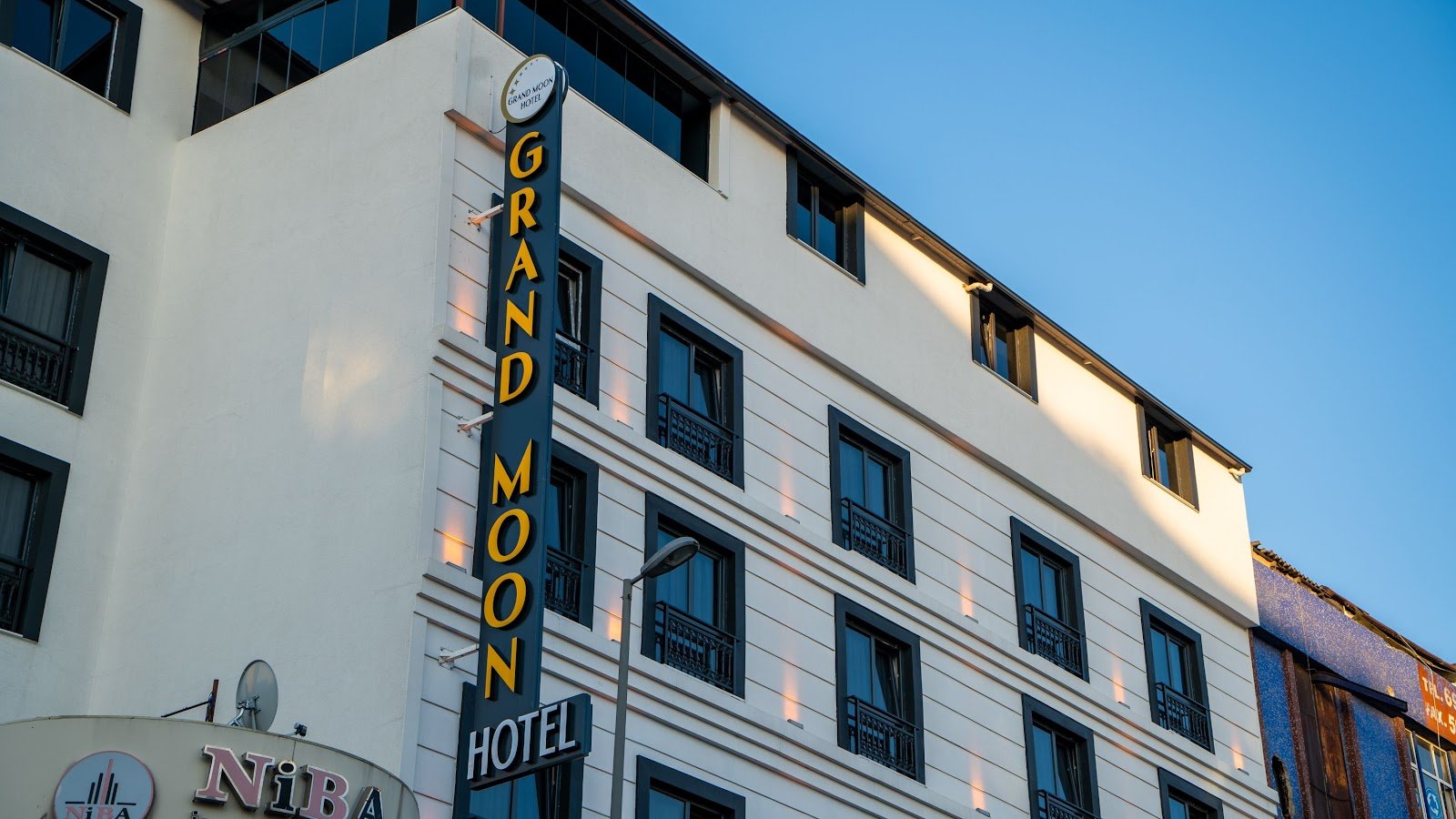 Grand Moon Hotel — Esenyurt, İstanbul