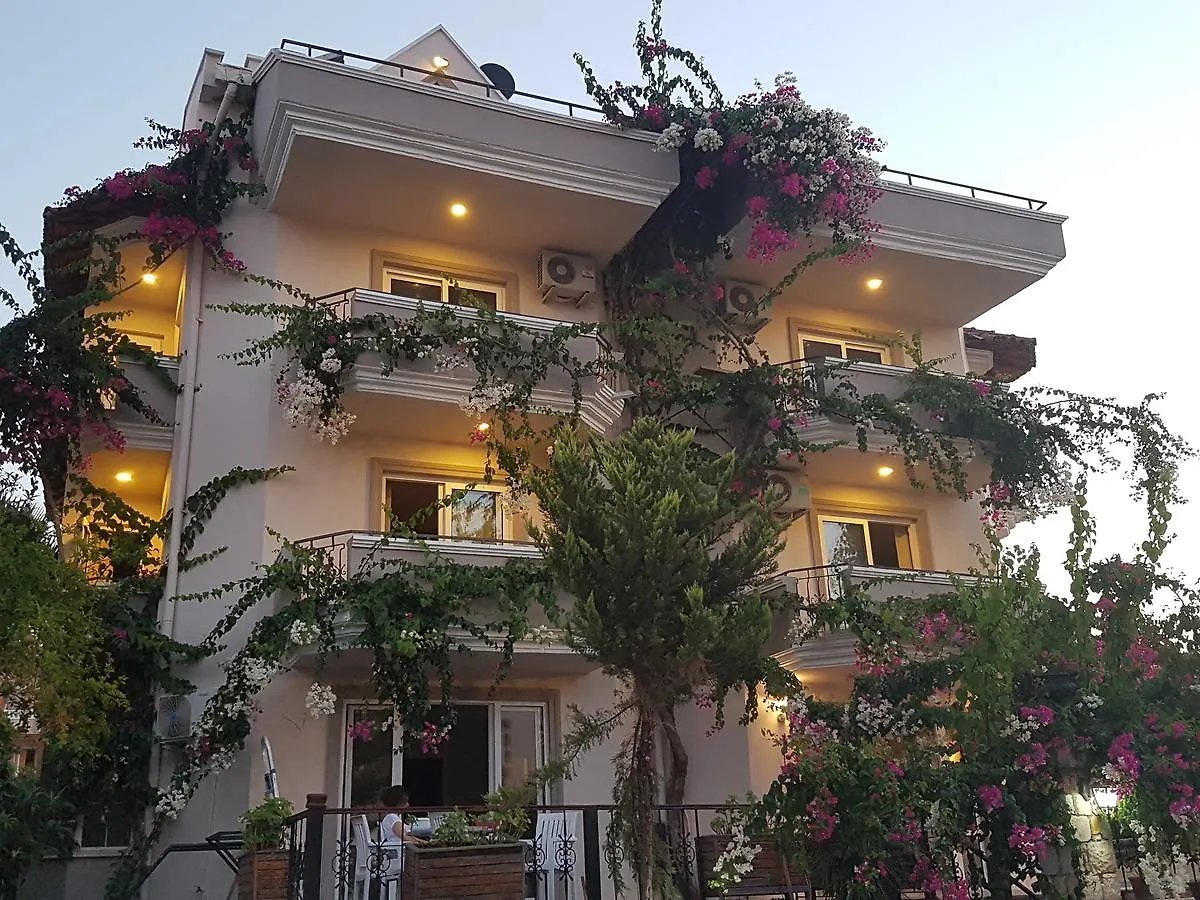 Selenya Apart Hotel — Marmaris