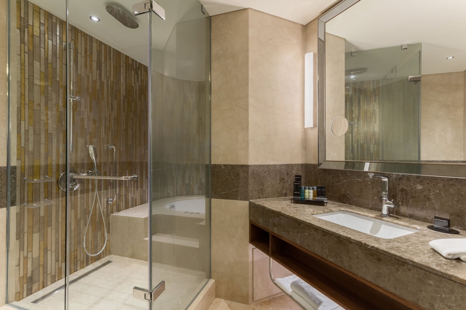 Wyndham Grand İstanbul Europe photo 17