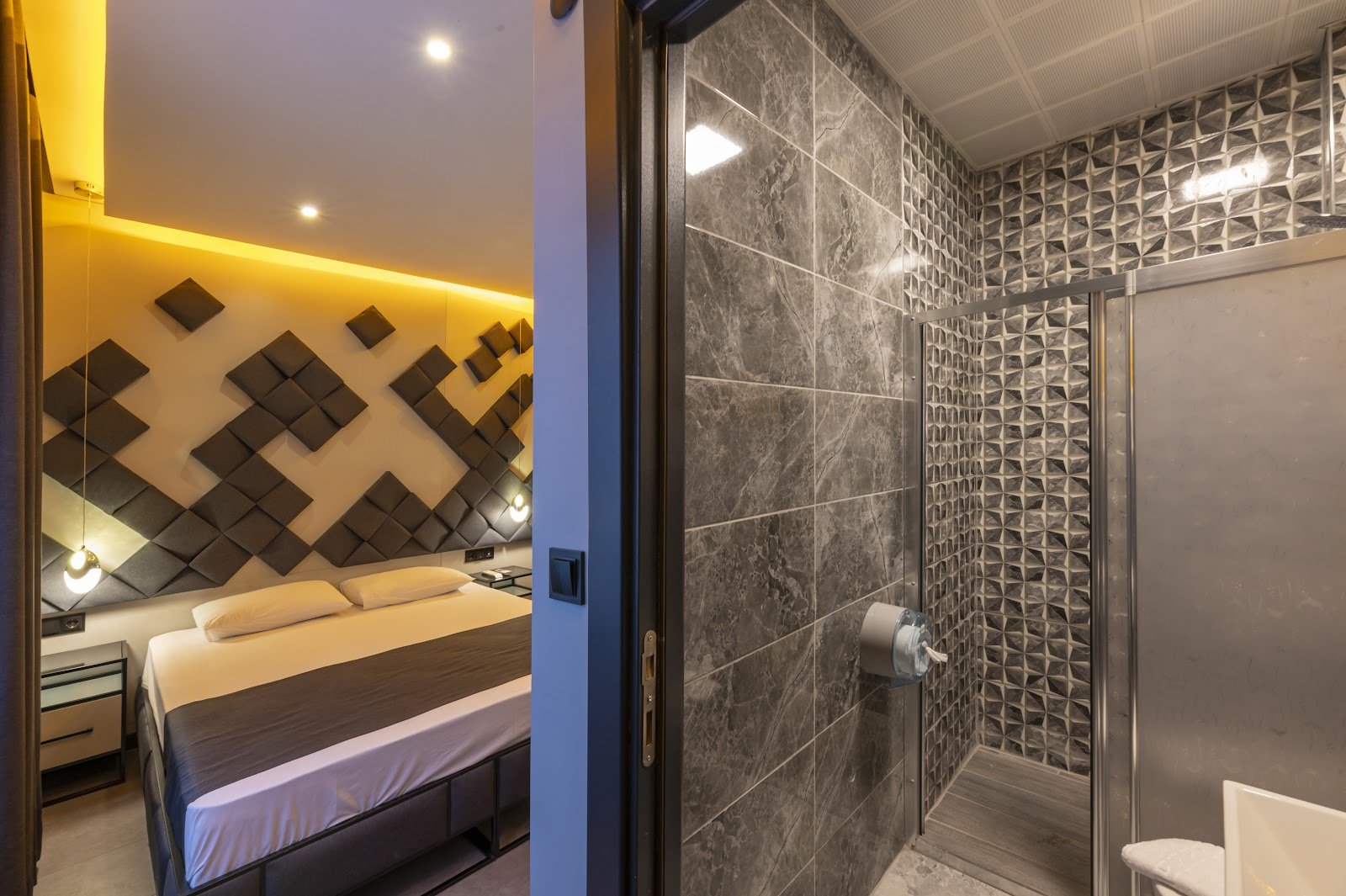 White Palace Hotel photo 9