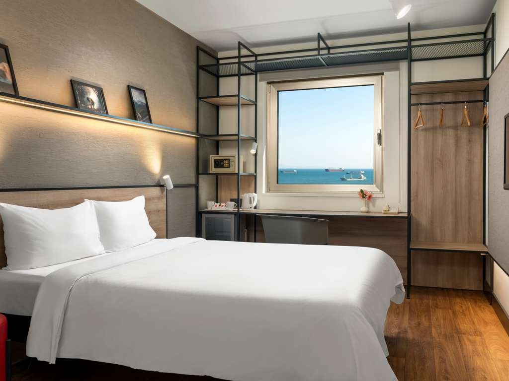 Hotel ibis Istanbul Zeytinburnu photo 4