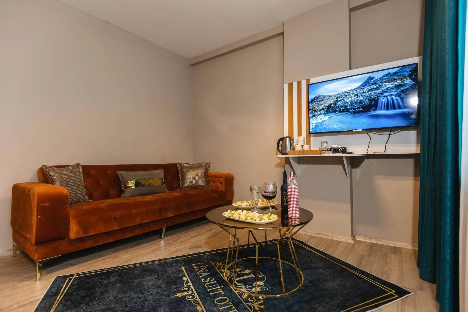 Lina Otel photo 3