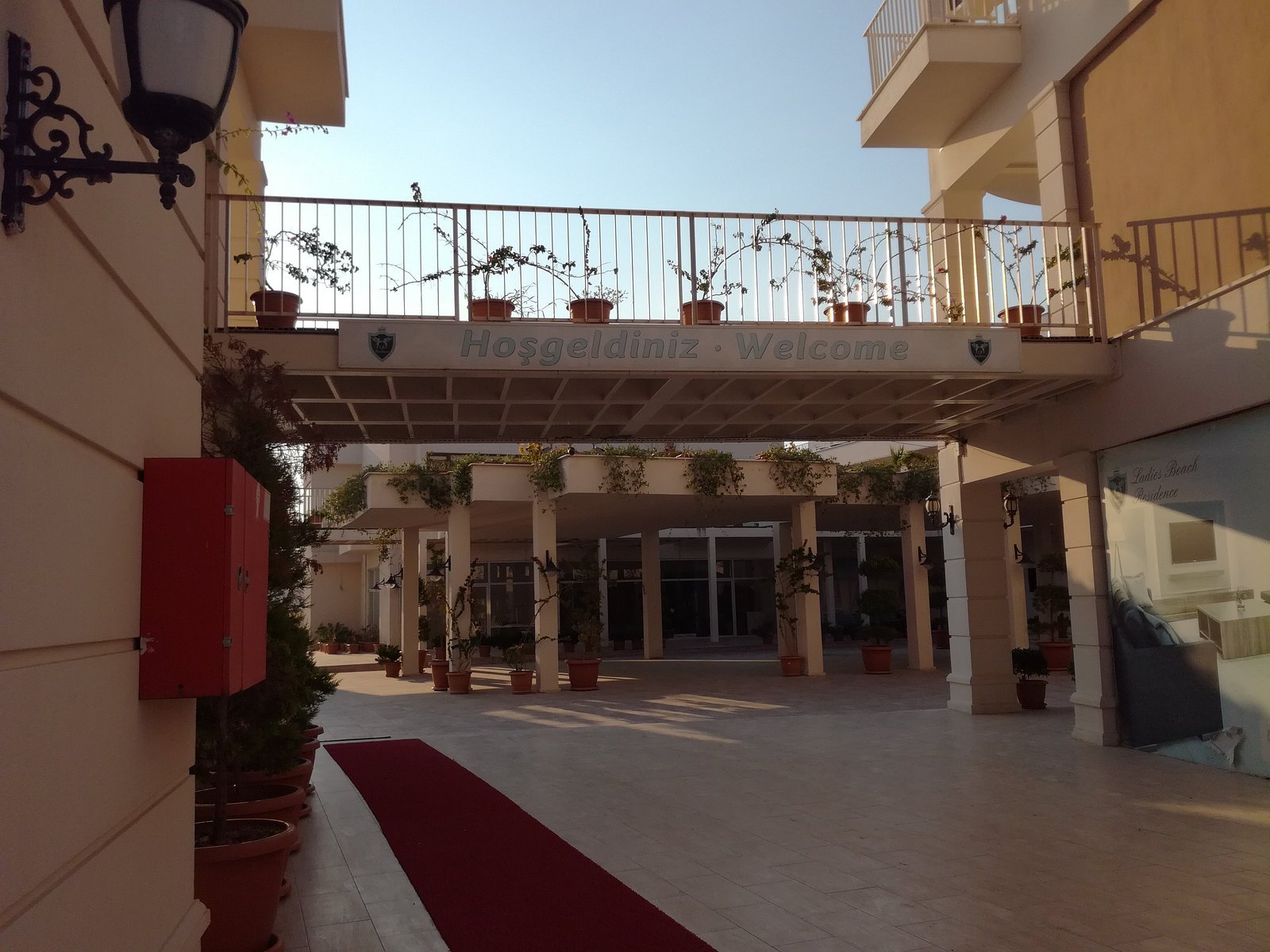 Ladies Beach Suit Otel photo 5
