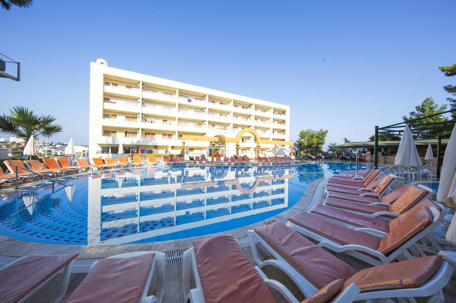 Tuntas Family Suites Kusadasi photo 4