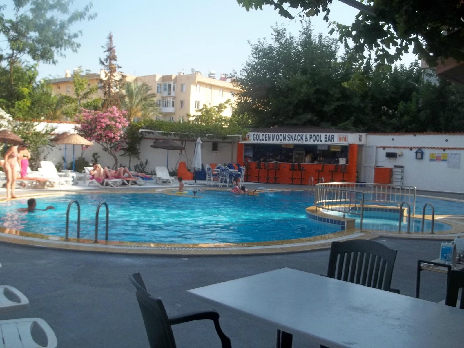 Golden Moon Apart Hotel photo 15