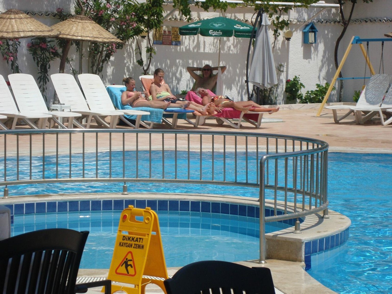 Golden Moon Apart Hotel photo 11
