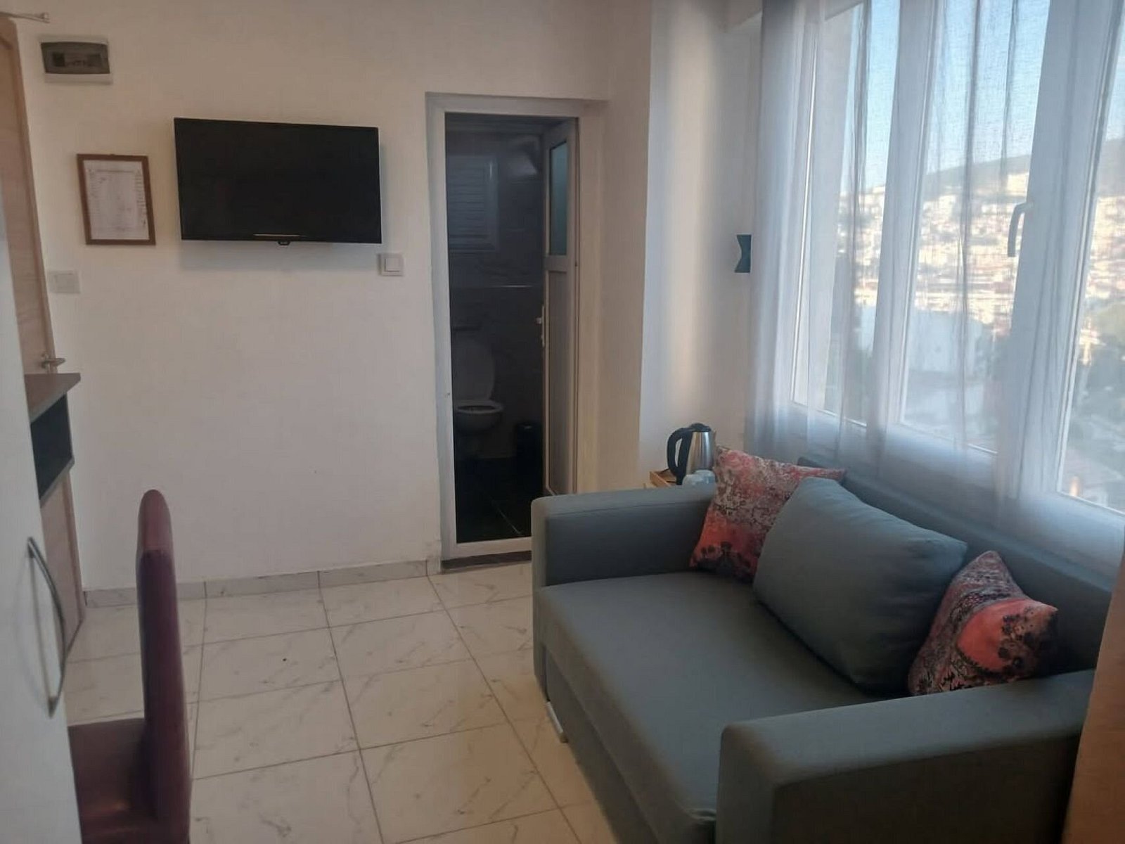 Kusadasi Efesian Hotel B&B / City Center and Harbour photo 10