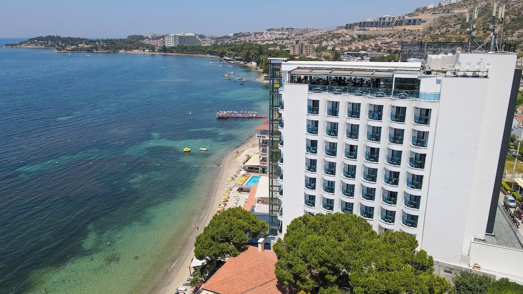 Signature Blue Resort photo 2