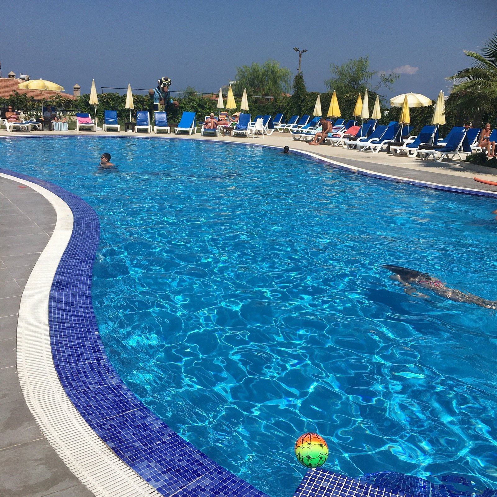 Club Hotel Lion photo 16