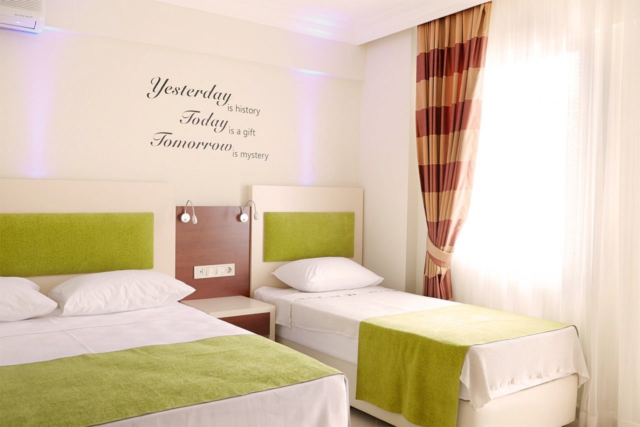 Club Hotel Lion photo 19