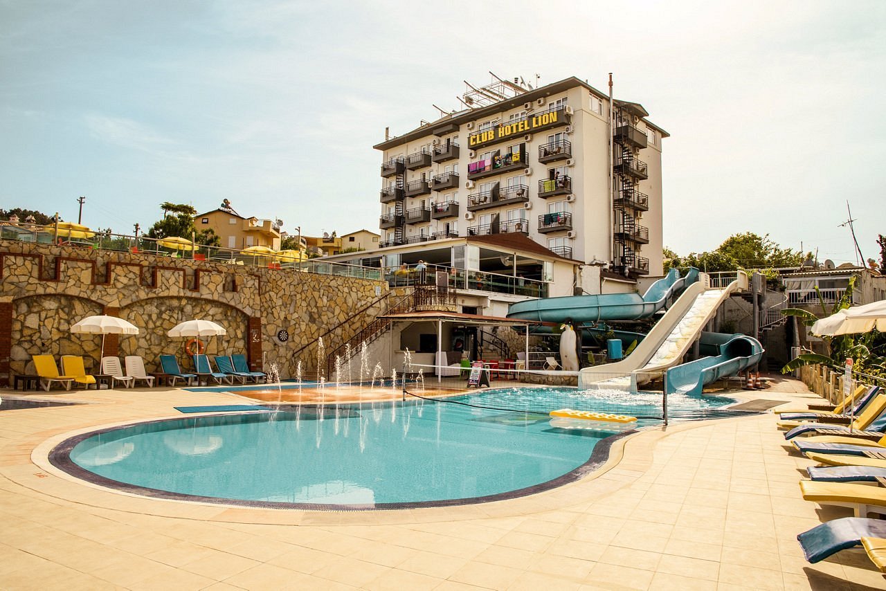 Club Hotel Lion photo 8