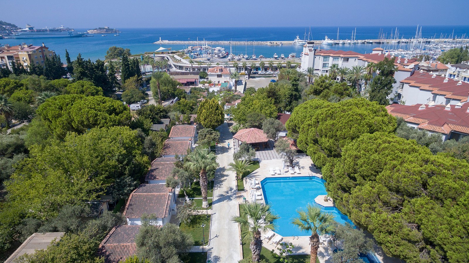 Risus Garden Marina Hotel photo 2