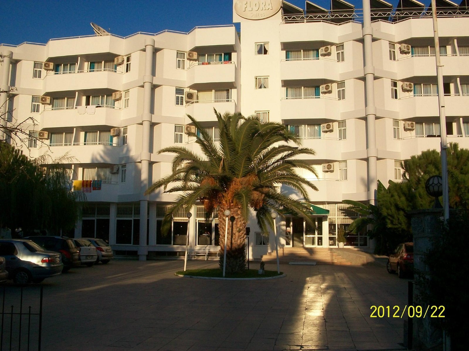 Flora Apart Otel — Kuşadası - Ephesus