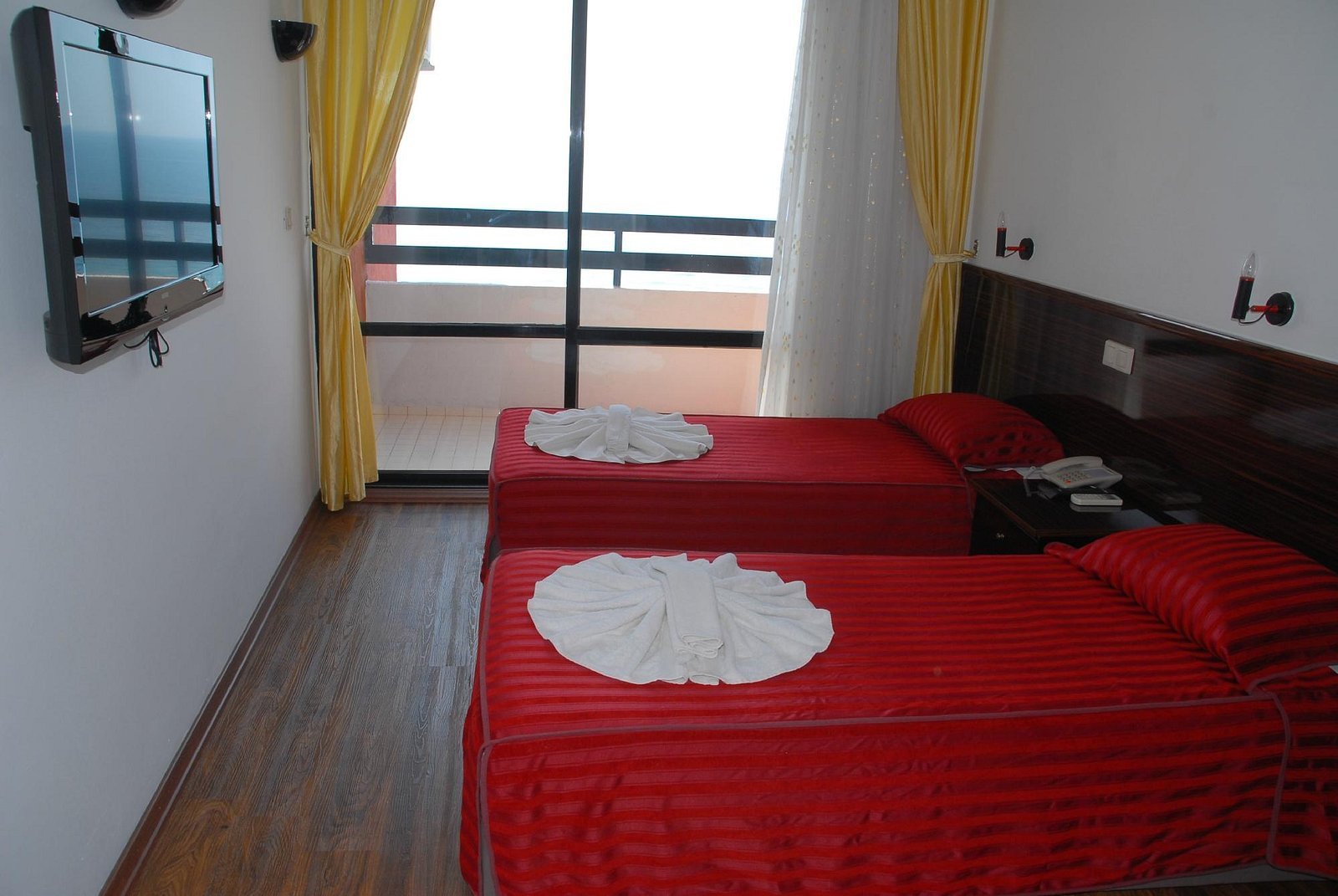 Sunday Beach Hotel photo 4