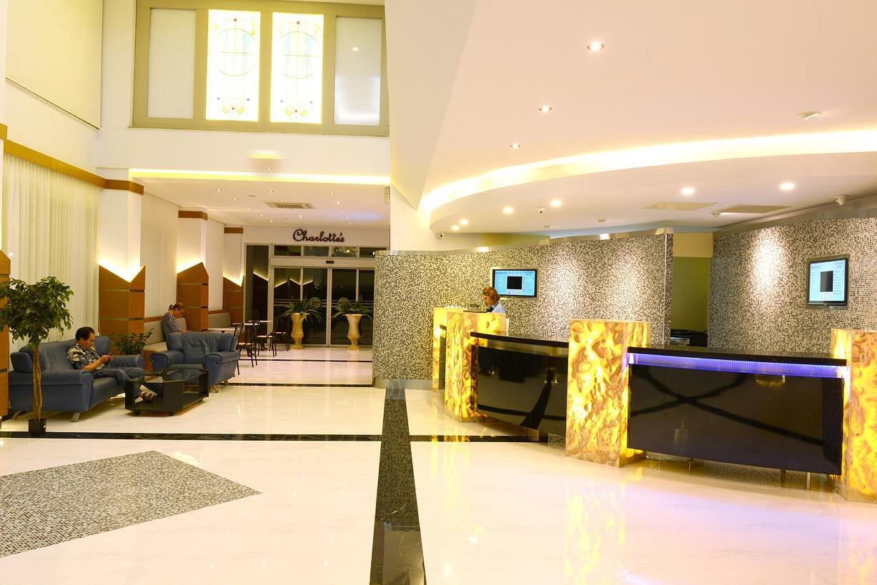 Marina Hotel photo 7
