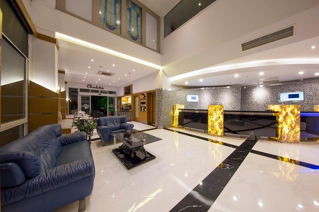 Marina Hotel photo 8
