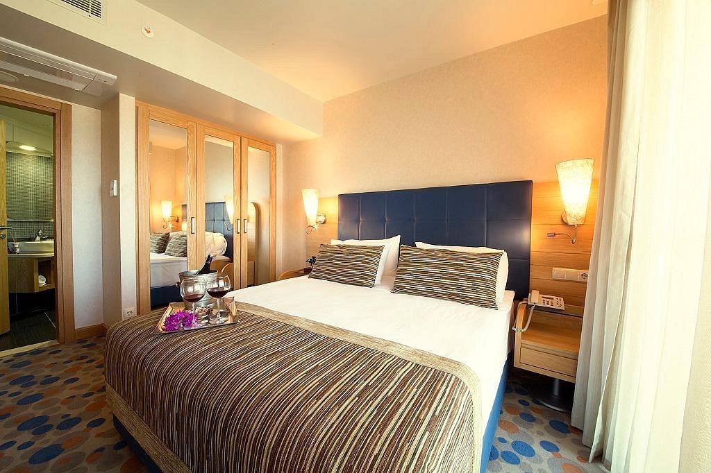Marina Hotel photo 14