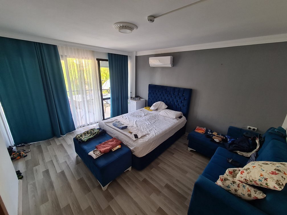 Hotel Amsterdam photo 2