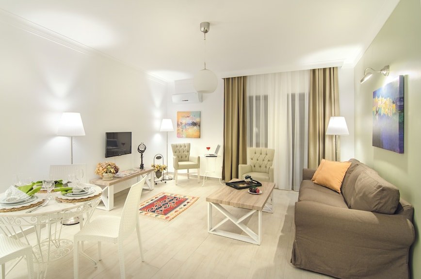 Rodina Suites Hotel photo 4