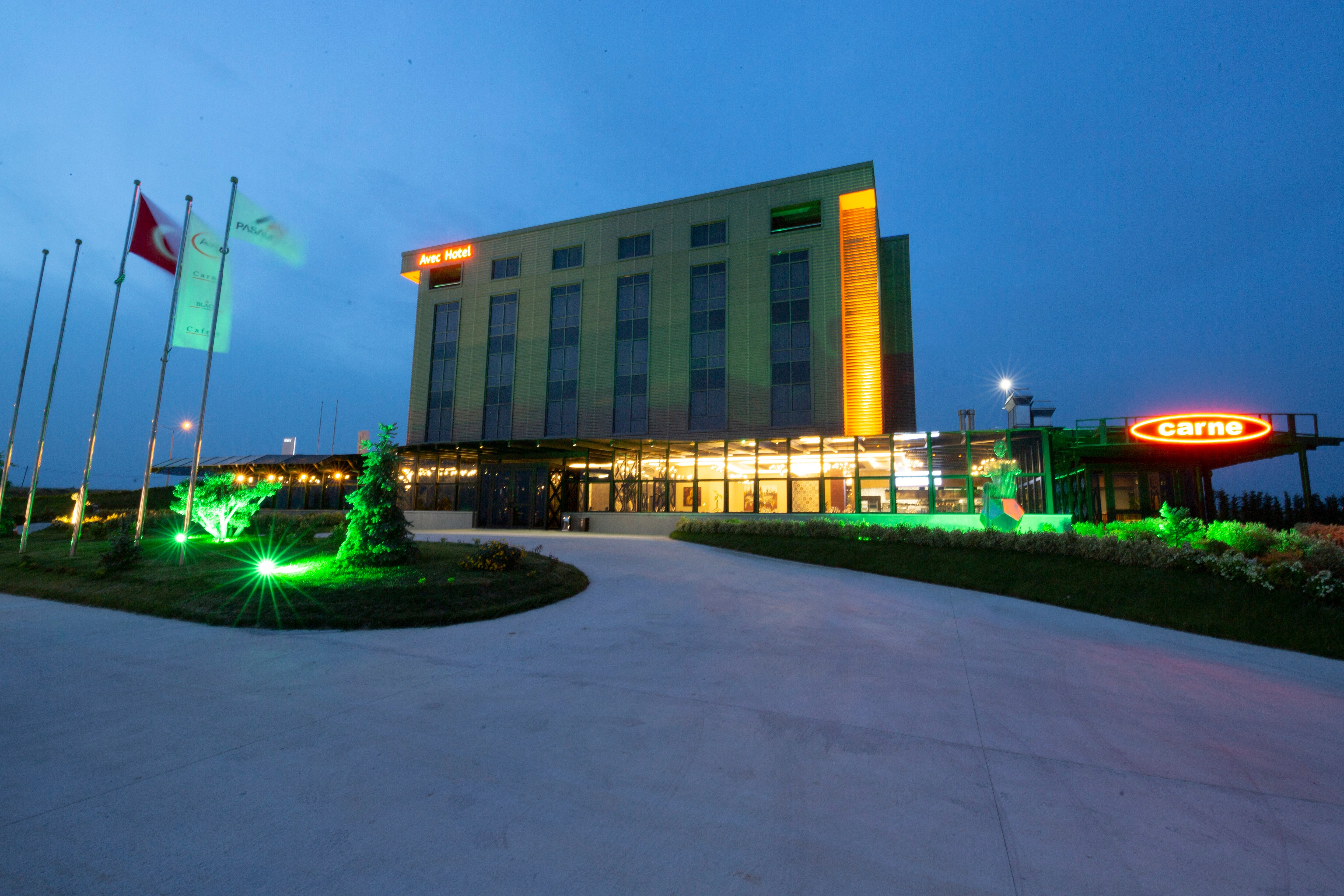 Avec Hotel