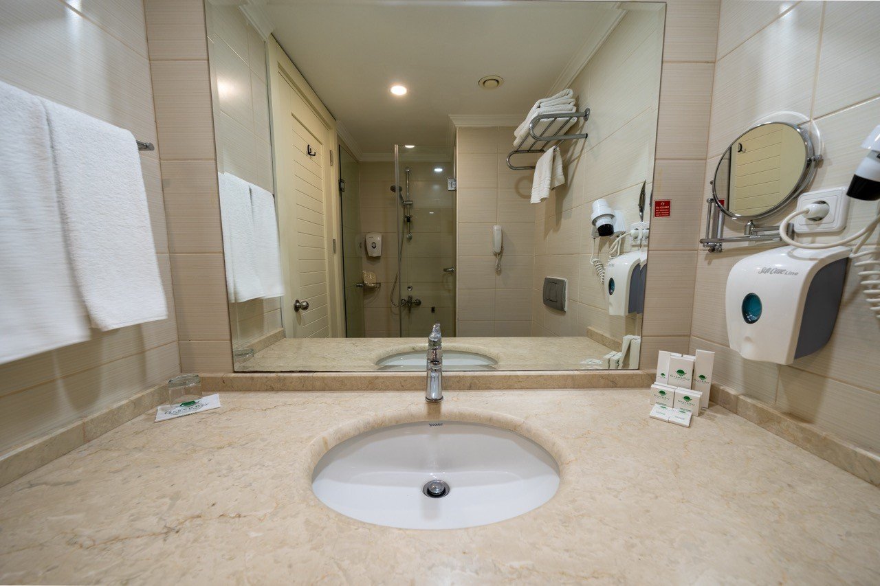 Green Bay Resort & Spa photo 20