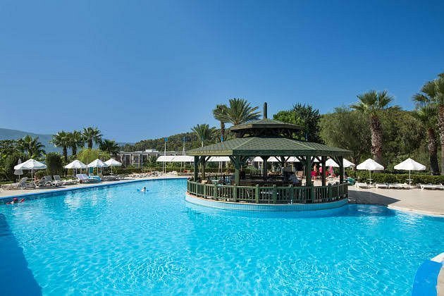 Green Bay Resort & Spa photo 11