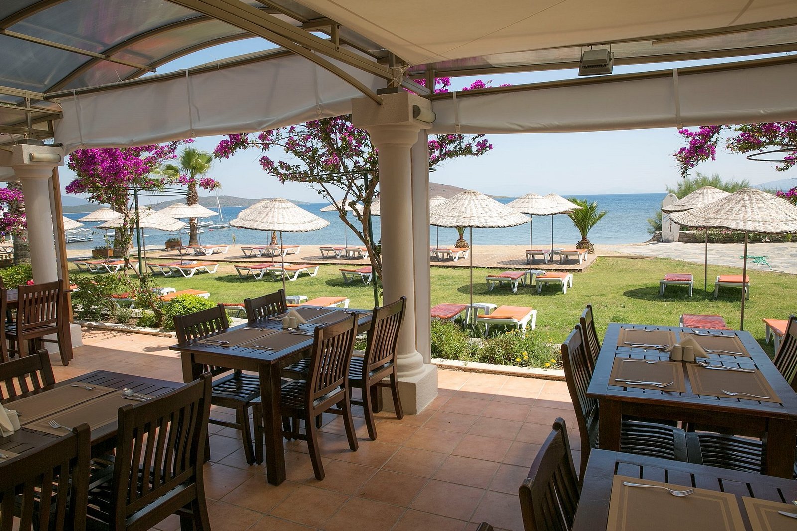 Bodrum Sea Side Beach Club Hotel photo 9