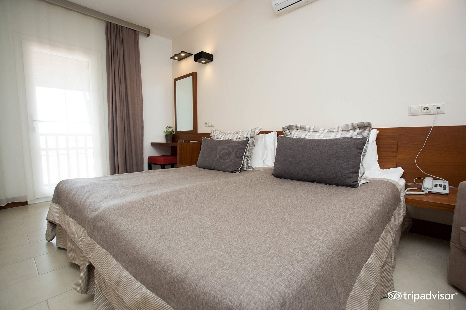 Magna Manastir Hotel photo 21
