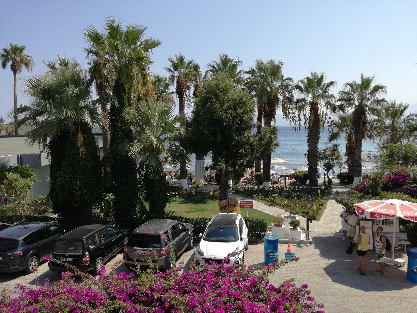 Meteor Beach Hotel photo 3