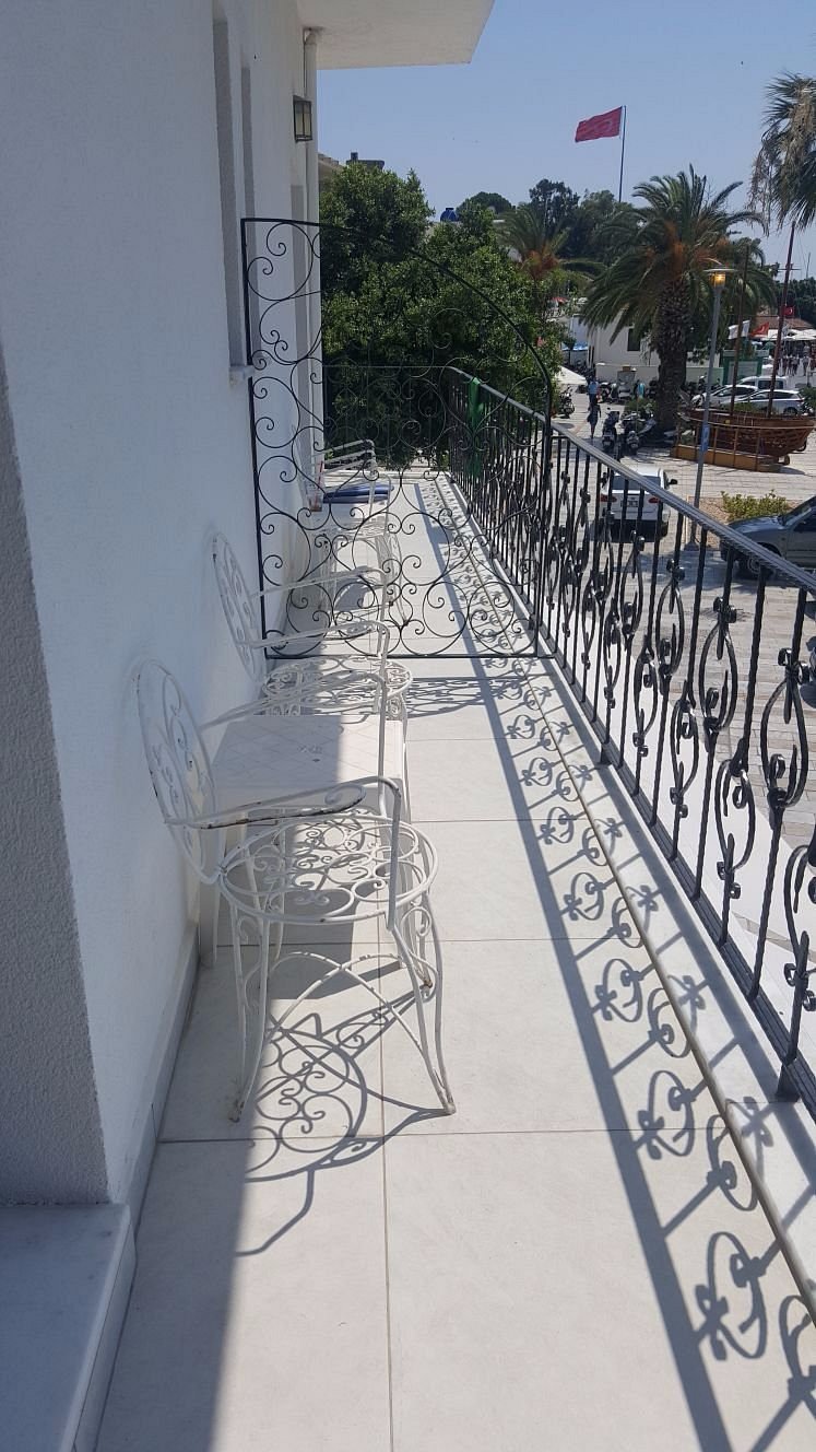 Gurup Hotel photo 12