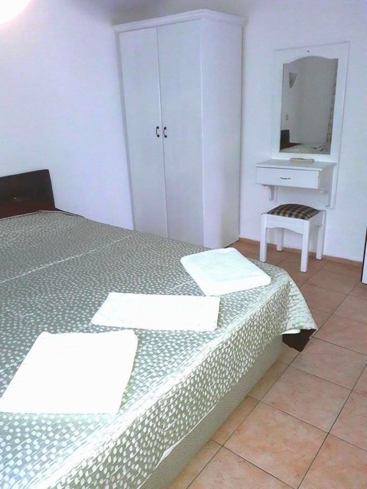 Almina Apartments photo 9